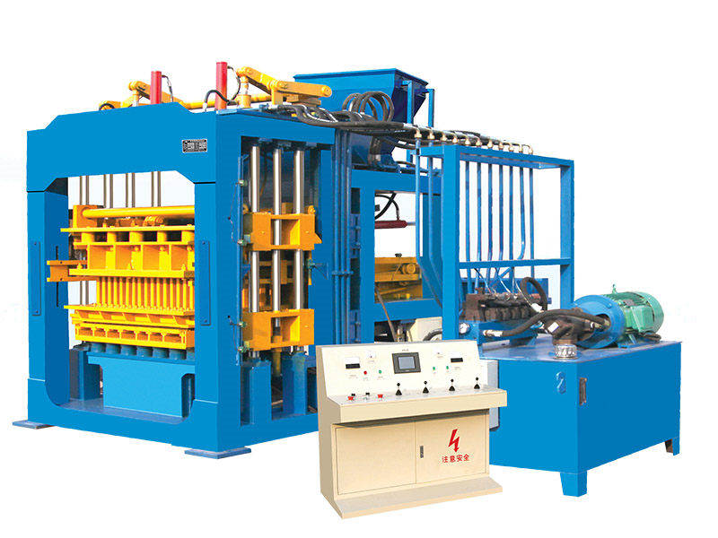 QT8-15C interlocking brick making machine